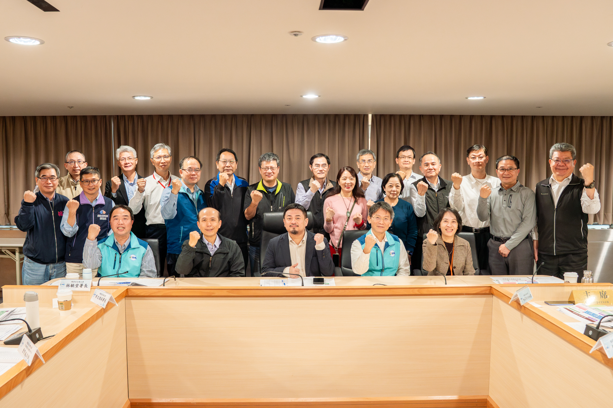 勞動部召開全國勞檢首長會報　洪申翰：落實職安法，加速職場減災 展示圖